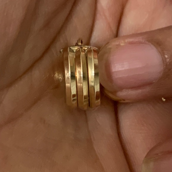 10kt Gold Small Hoops/Huggies - Picture 5 of 9